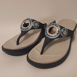 Crocs Sanrah Diamante Embellished Wedge Navy Blue Turquoise Flip Flops Size 8W